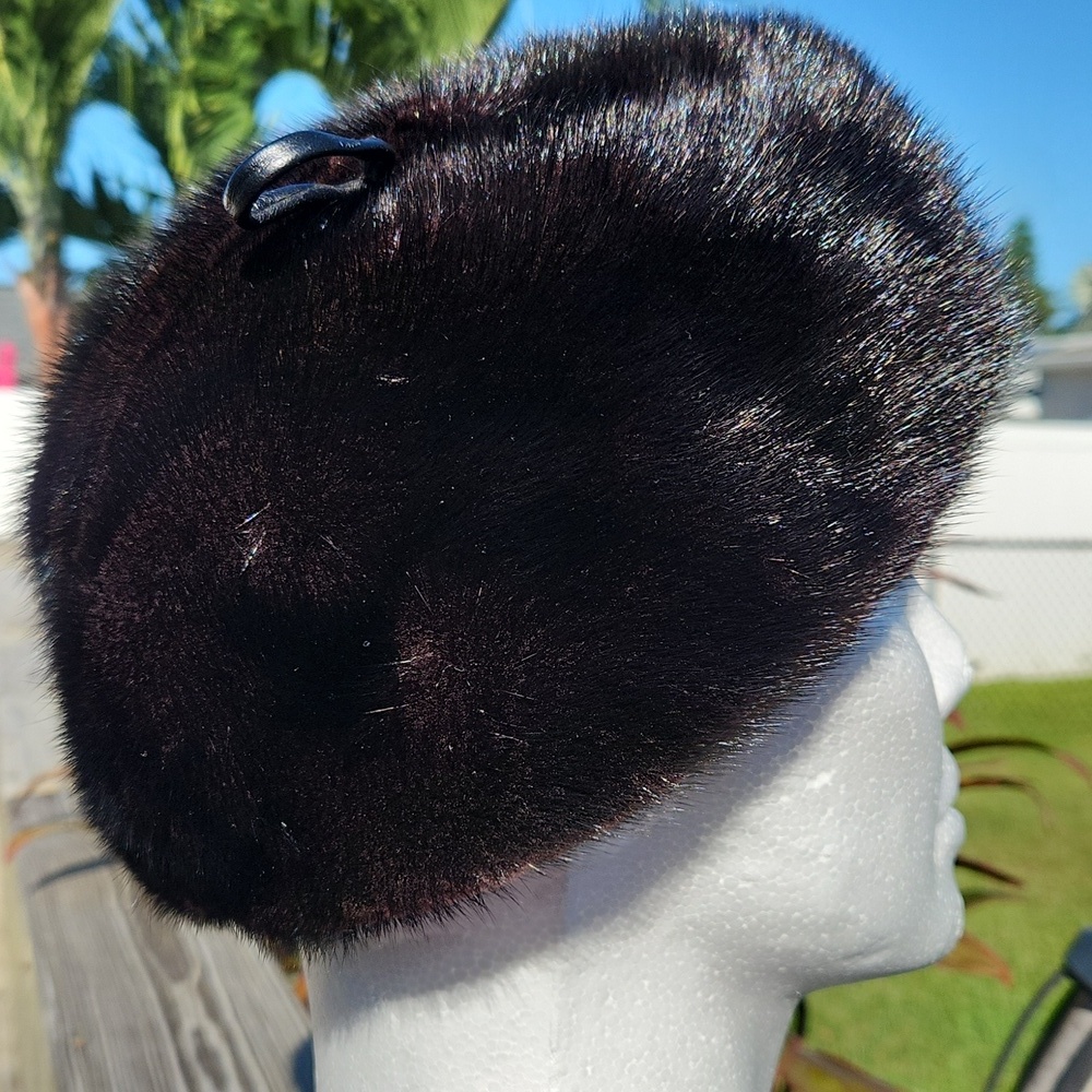 Mink Black Fur Beret